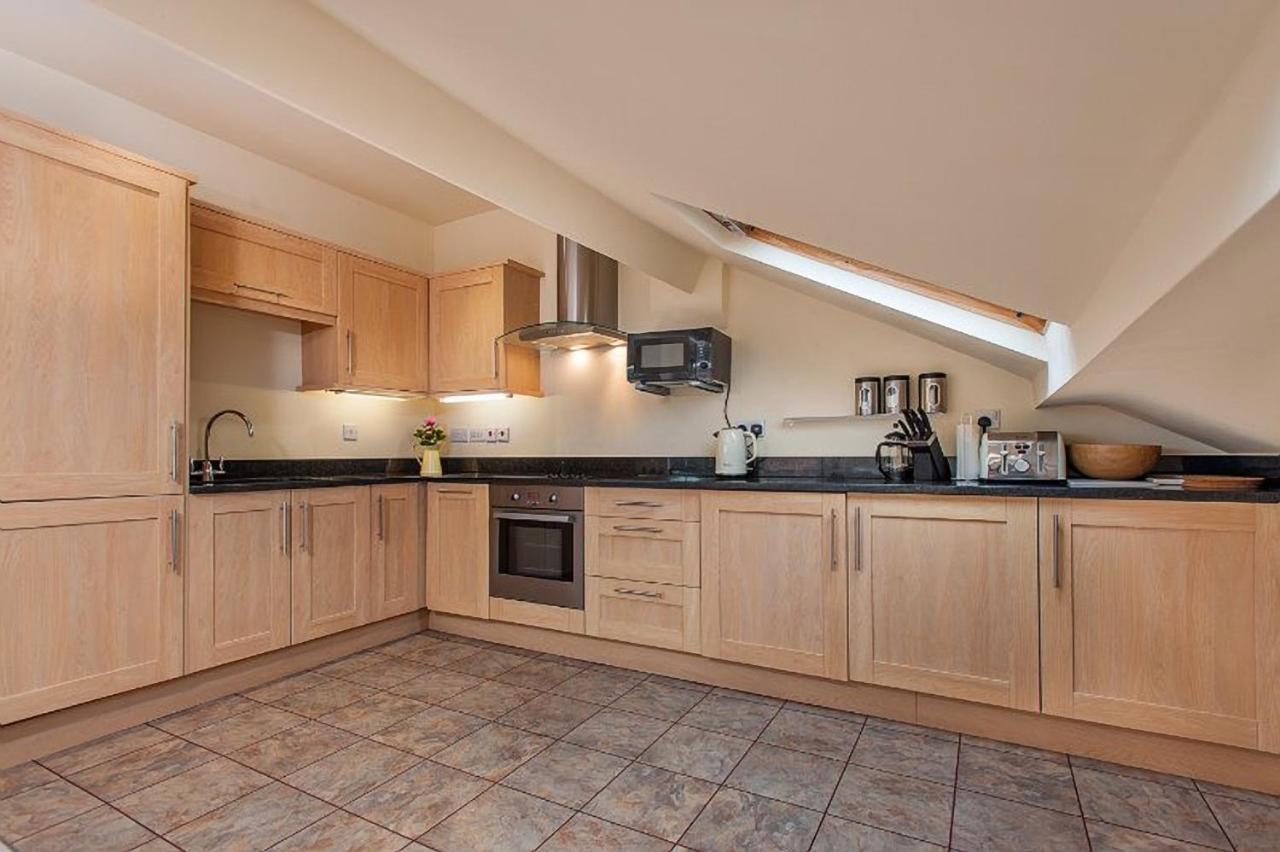 Priory House Apartments Йорк Екстериор снимка