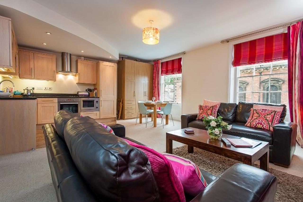 Priory House Apartments Йорк Екстериор снимка